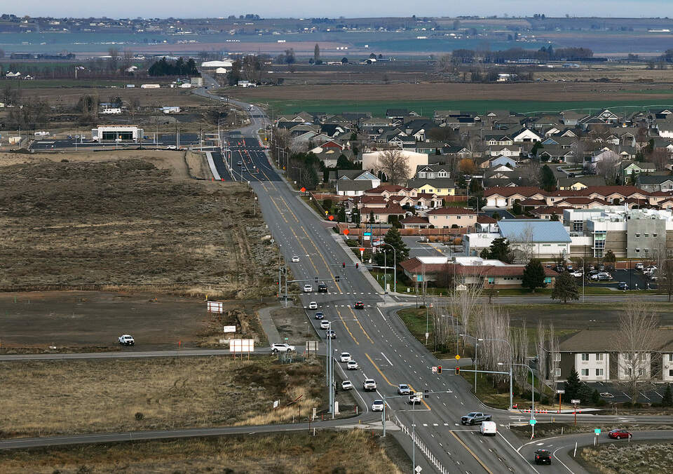 Aerial view of the Broadmoor area in west Pasco, WA
