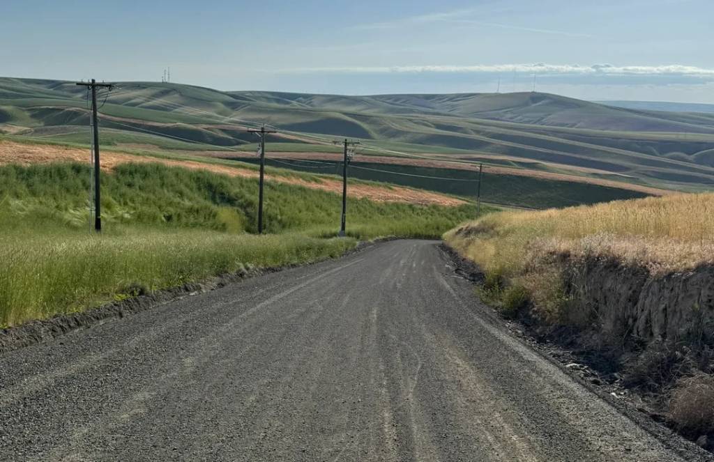 Zintel Canyon greenway and trail in Kennewick, WA